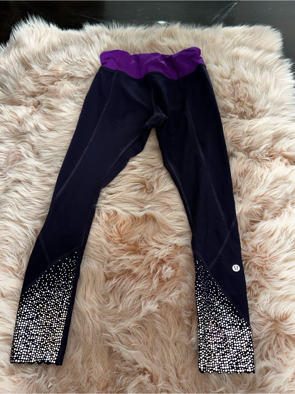 Lululemon‎ Purple Tight Stuff Leggings sz 4